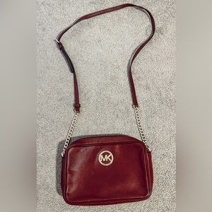 Michael Kors burgundy crossbody- new condition